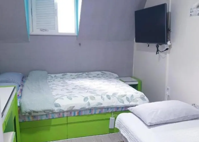 Hostel Dreaming Sinchon Hongdae *